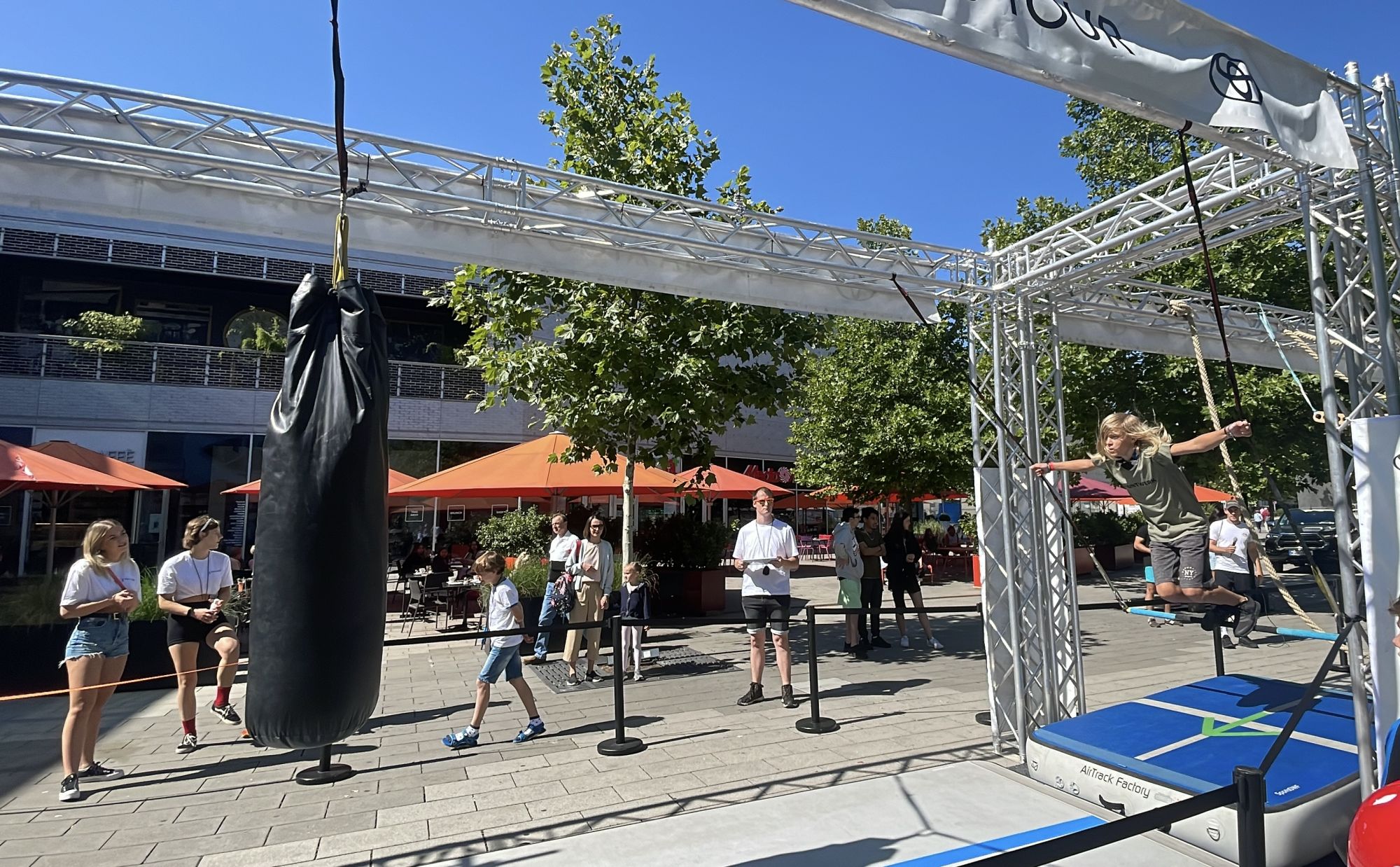 Backflip Rückwärtssalto Parkour
